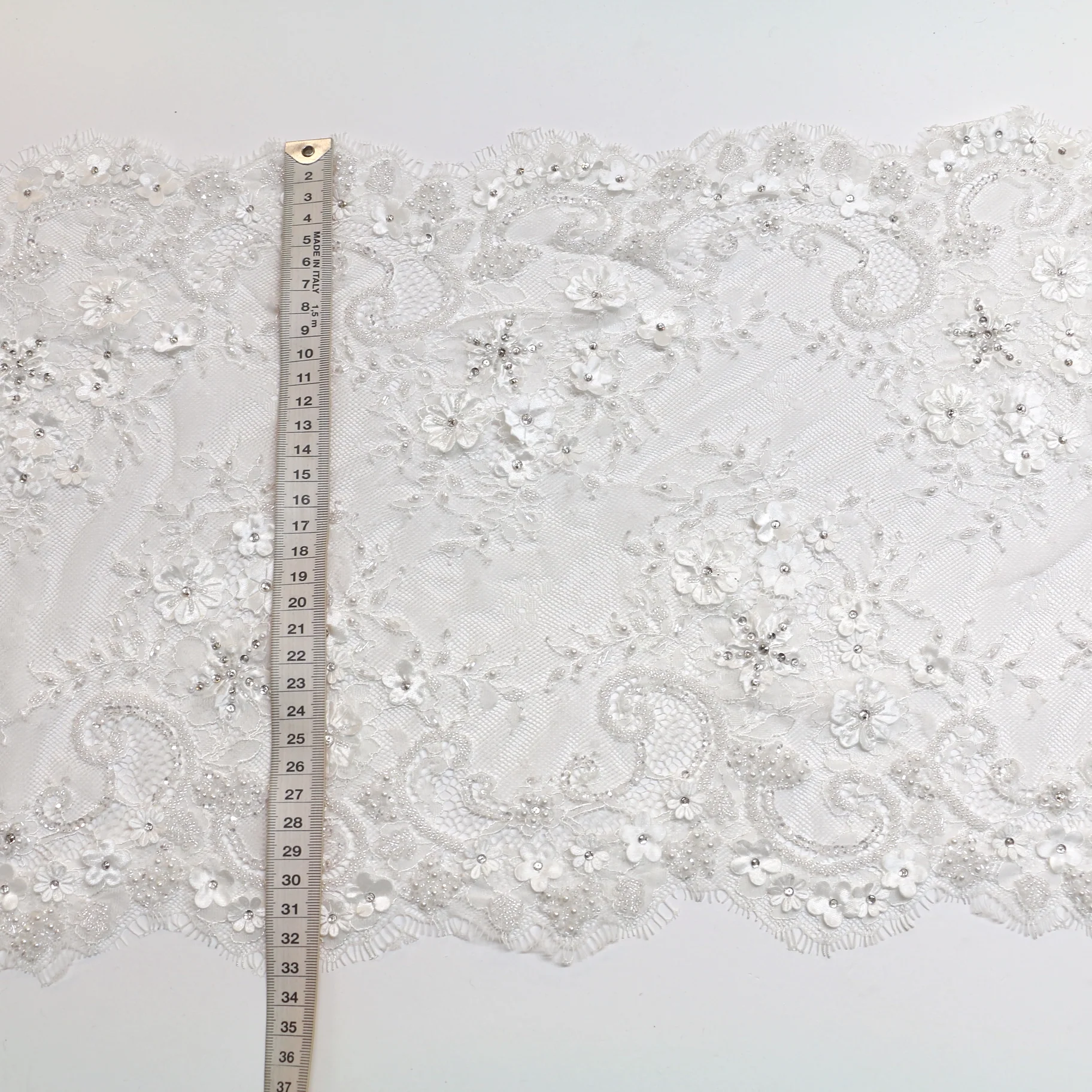 Nancy Natural - Lace Trim - 30cm - Image 3
