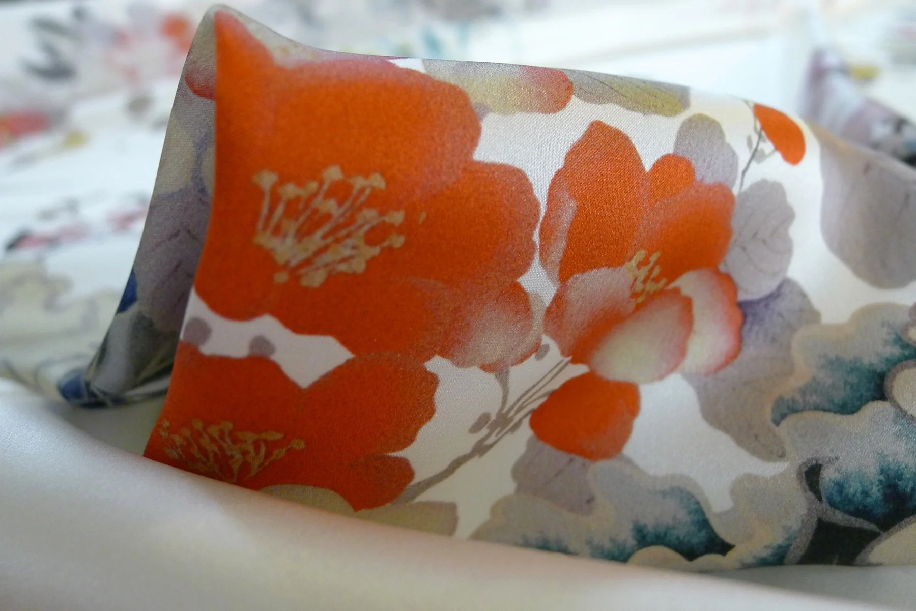 Naoko Satin