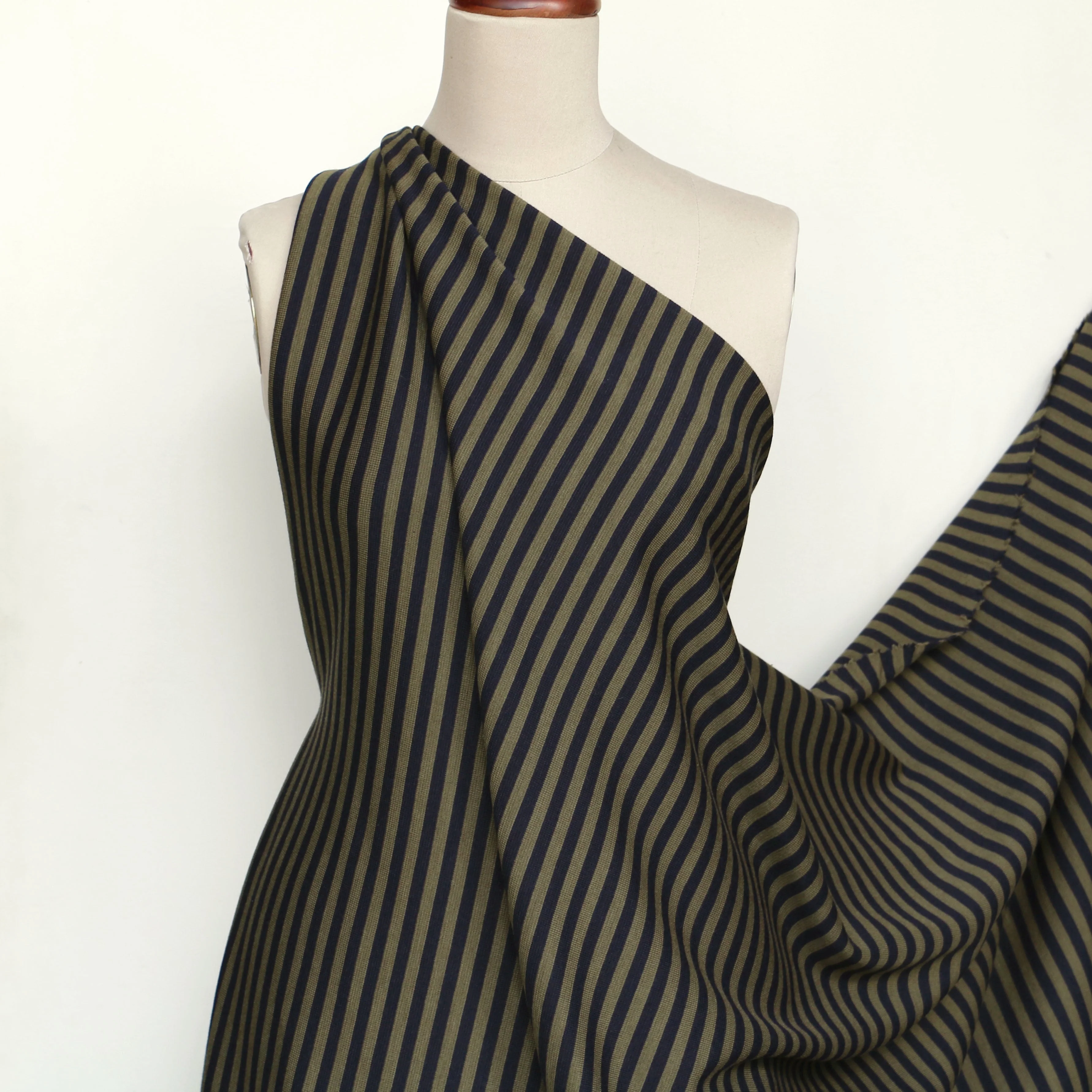 Navy Over Khaki - Image 5