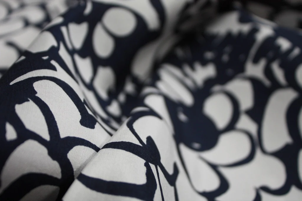 Navy Print - Image 3