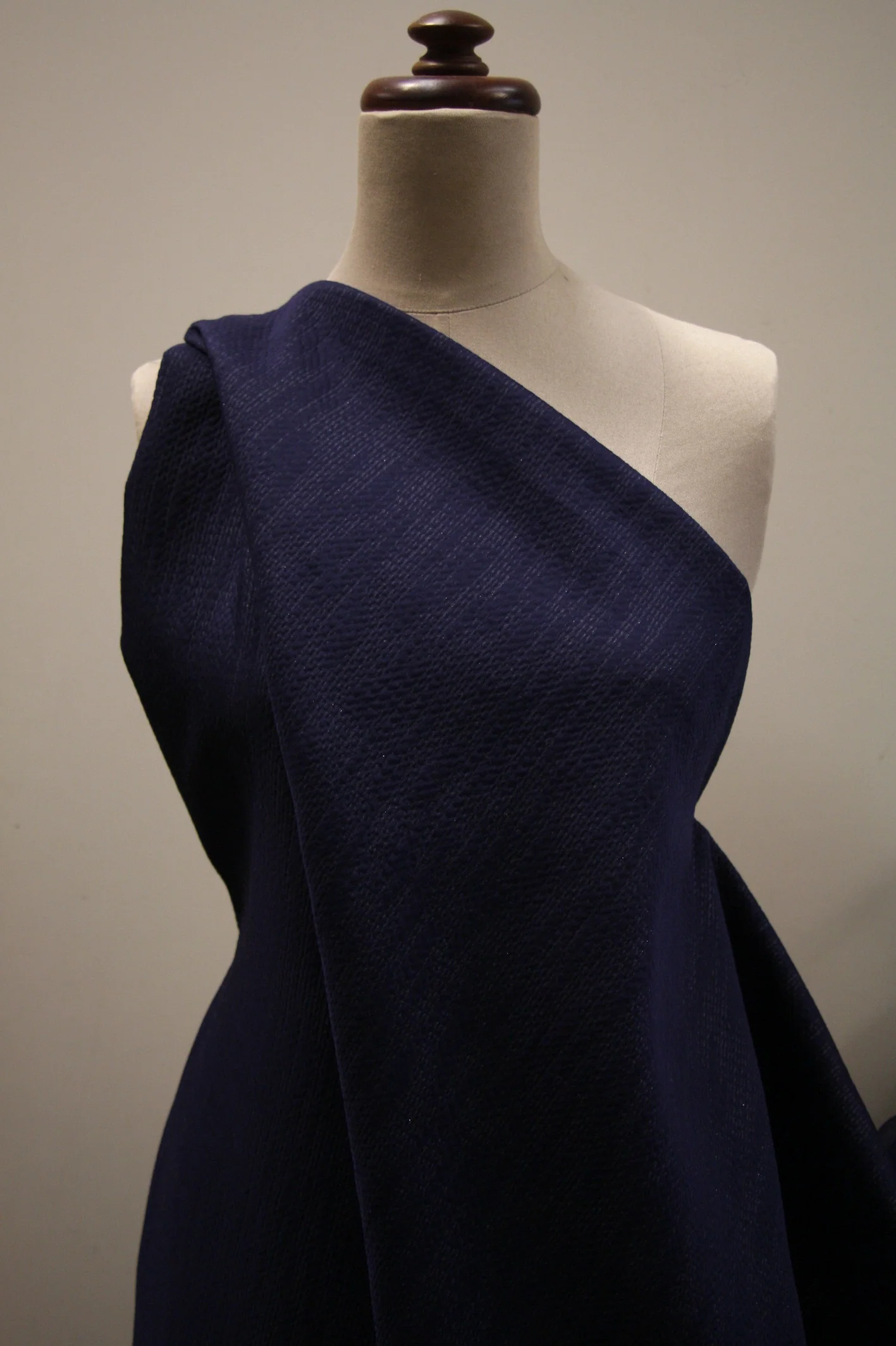 Navy Stitch - Image 4