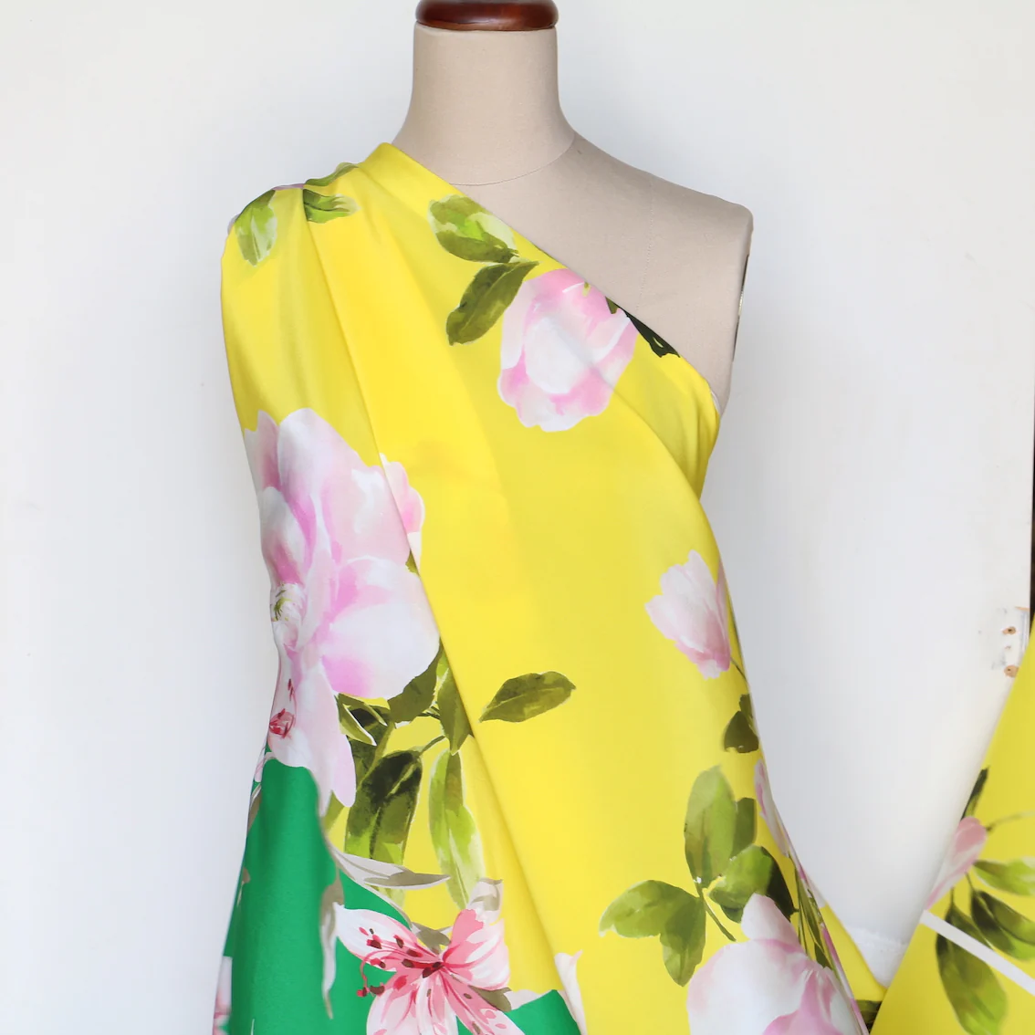 Neapolitan Garden - Silk Crepe De Chine - Panel Print - Image 7