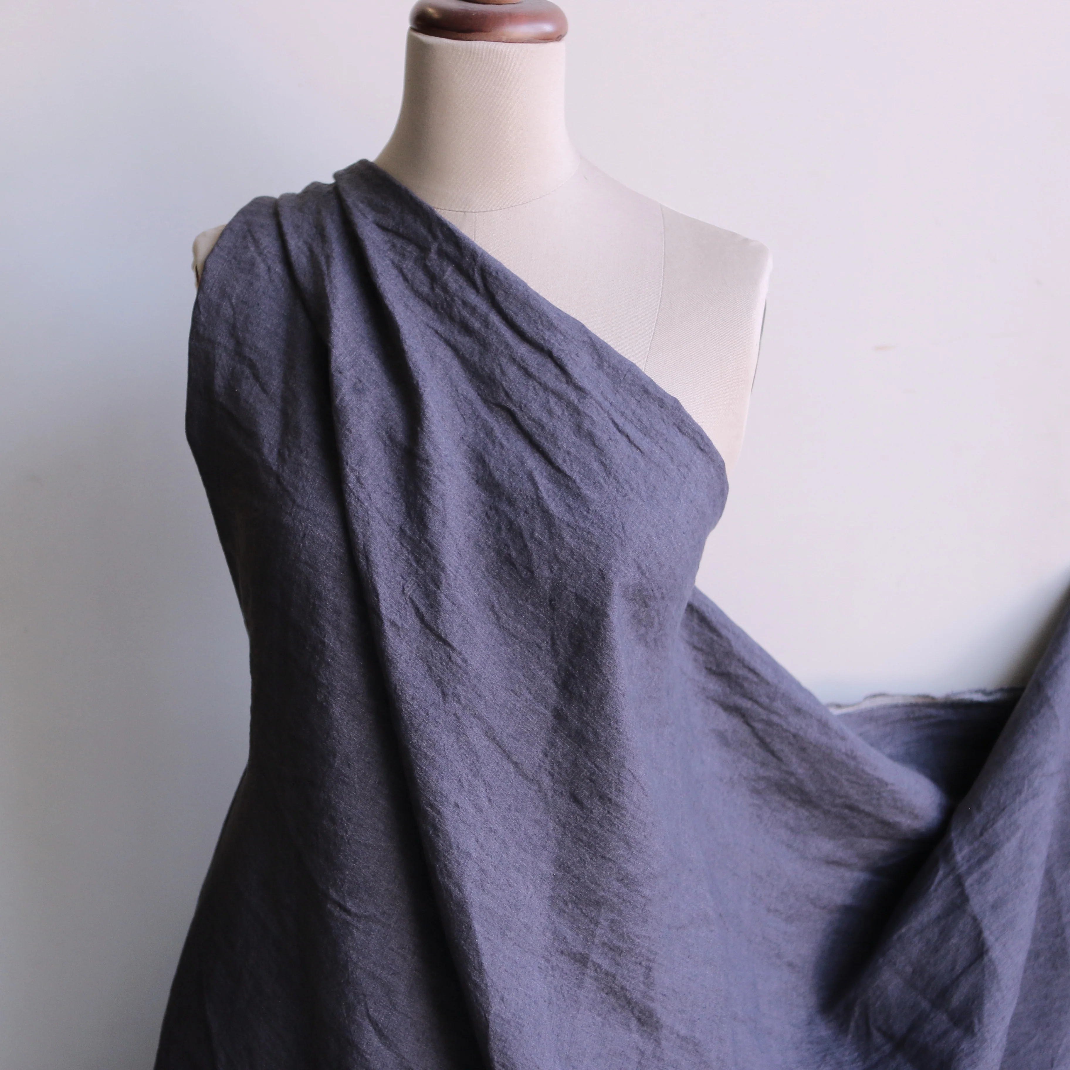 Newford Gunmetal Washed Linen - Image 4