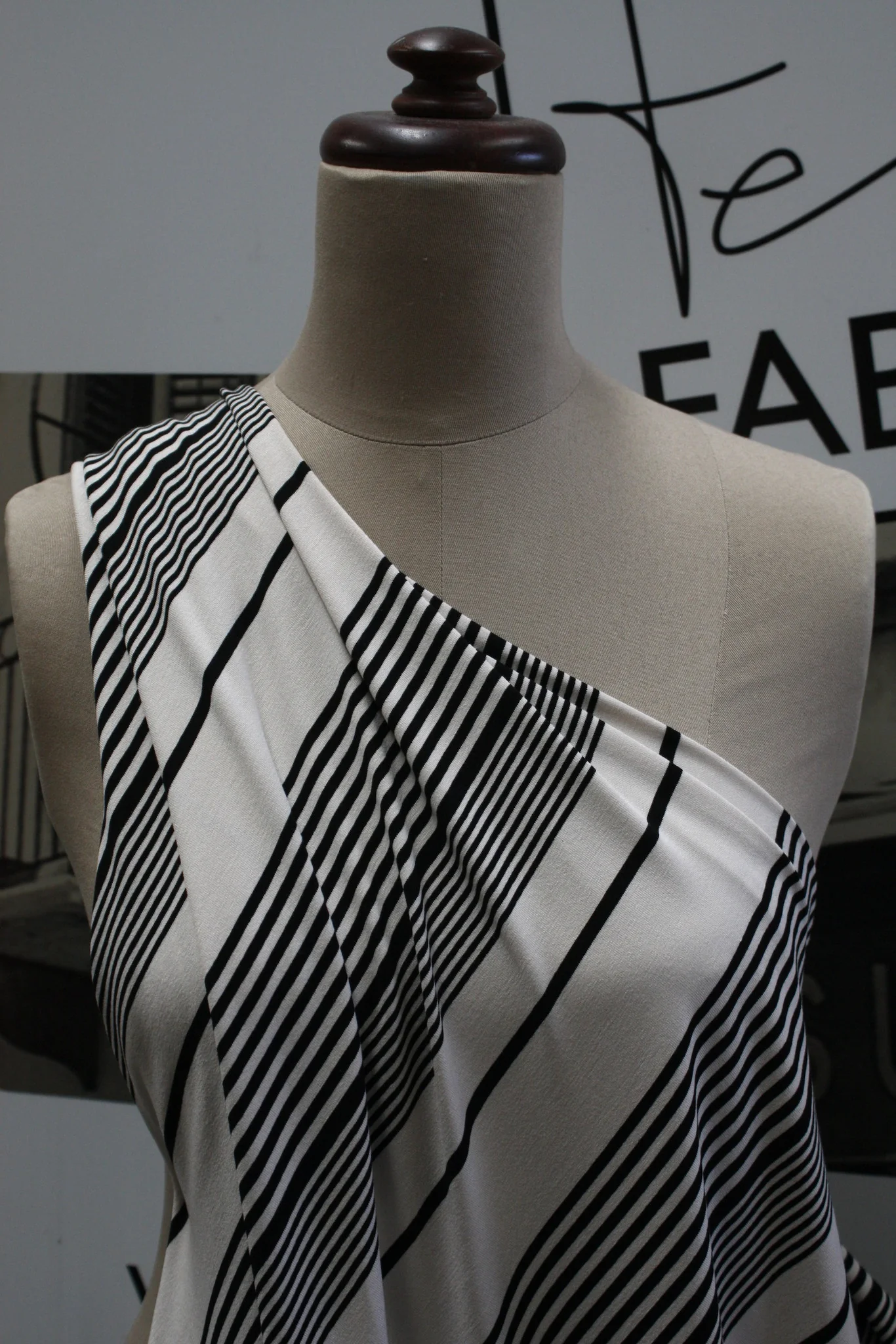 Newport Stripe Jersey - Image 5