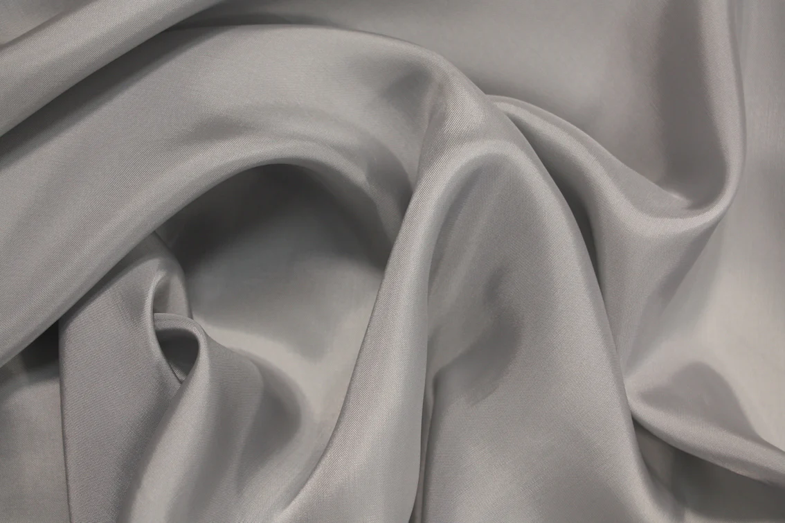 Nickel Rayon Lining (137cm wide) - Image 2