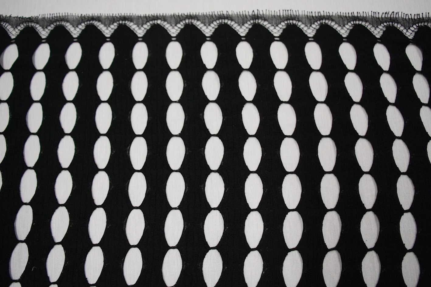 Maricel Black Lace - Image 3