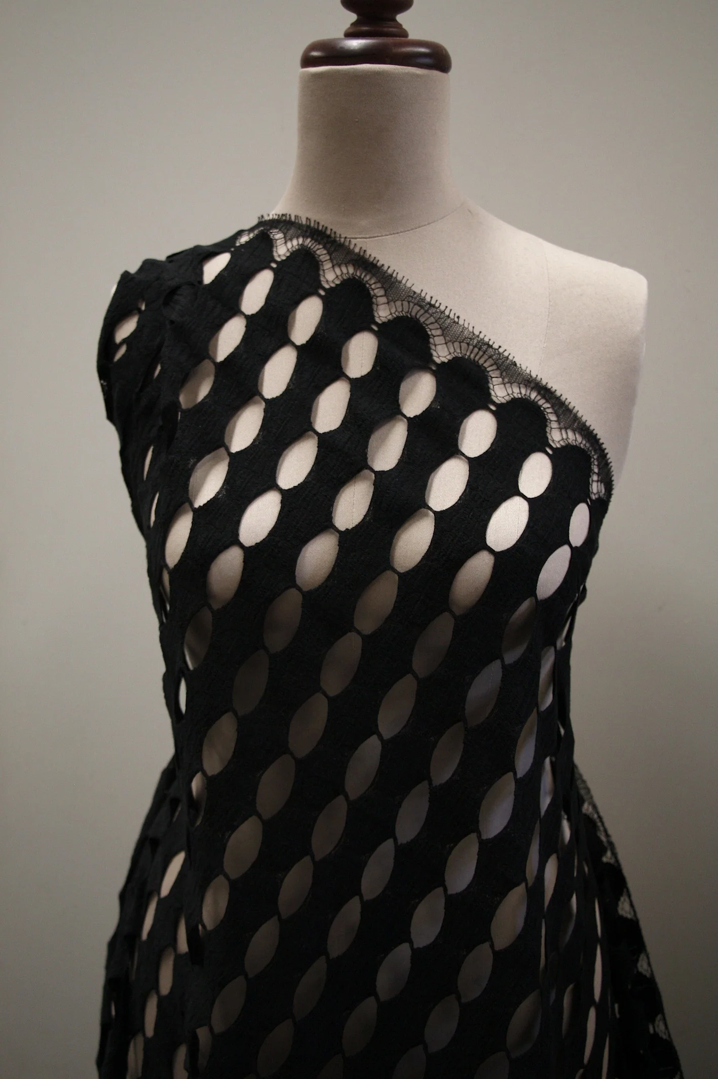 Maricel Black Lace - Image 6