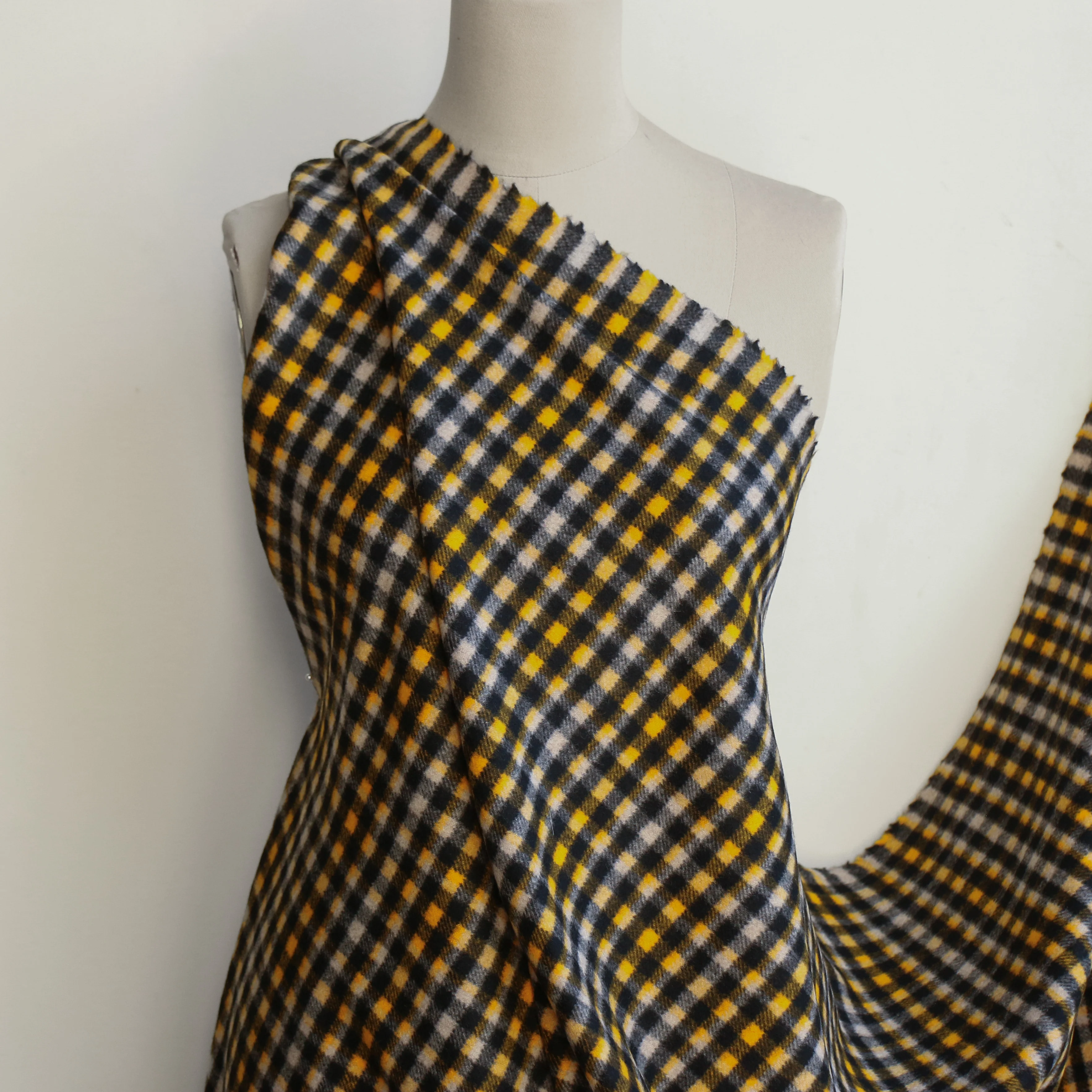 Noto Check Coating - Image 5