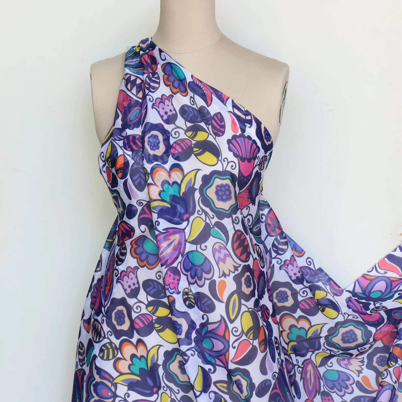 Nouveau Floral - Liberty Fabrics - Chloe Cotton Chiffon - Image 5