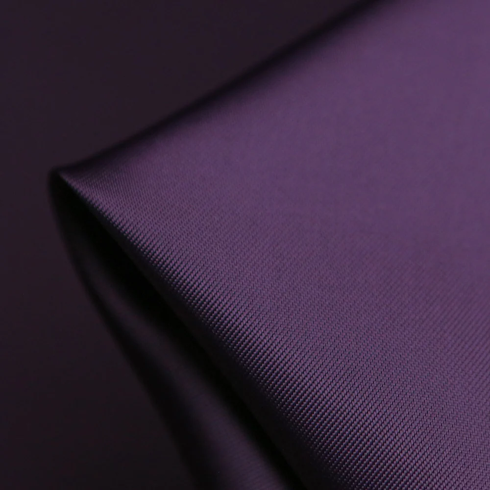 Nuovo Aubergine