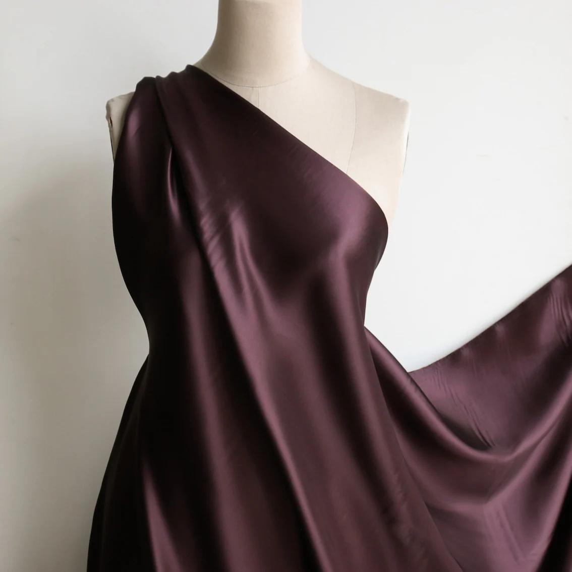 Nuovo Rosewood Lining - Image 4