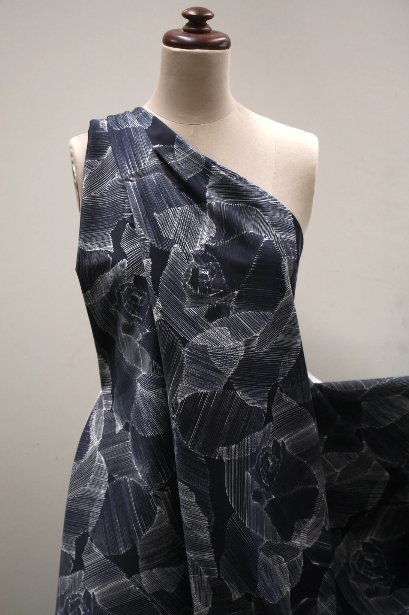 Ocean Rose - Image 5