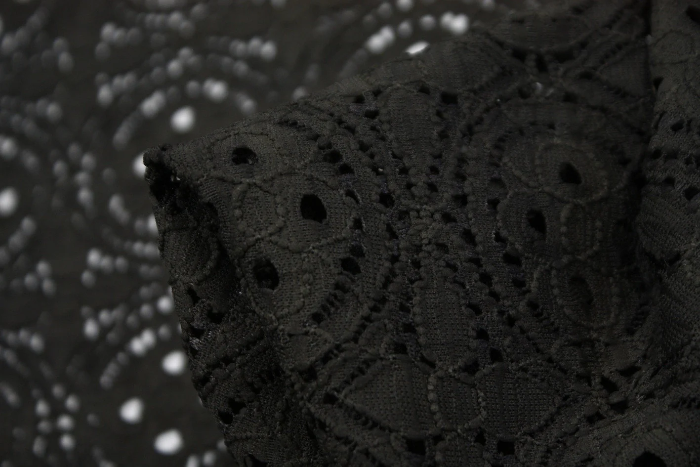 Olive Circle Lace