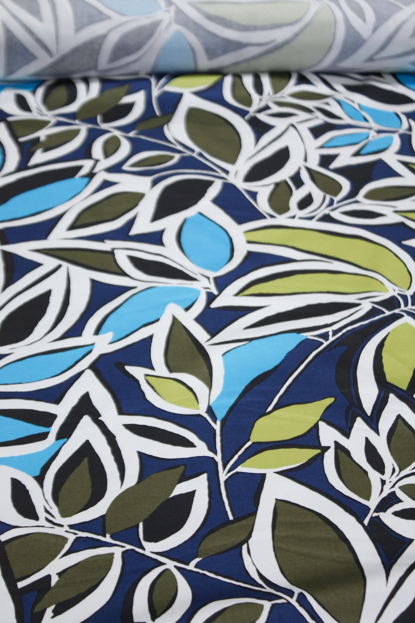 Olive Leaf Island - Image 2
