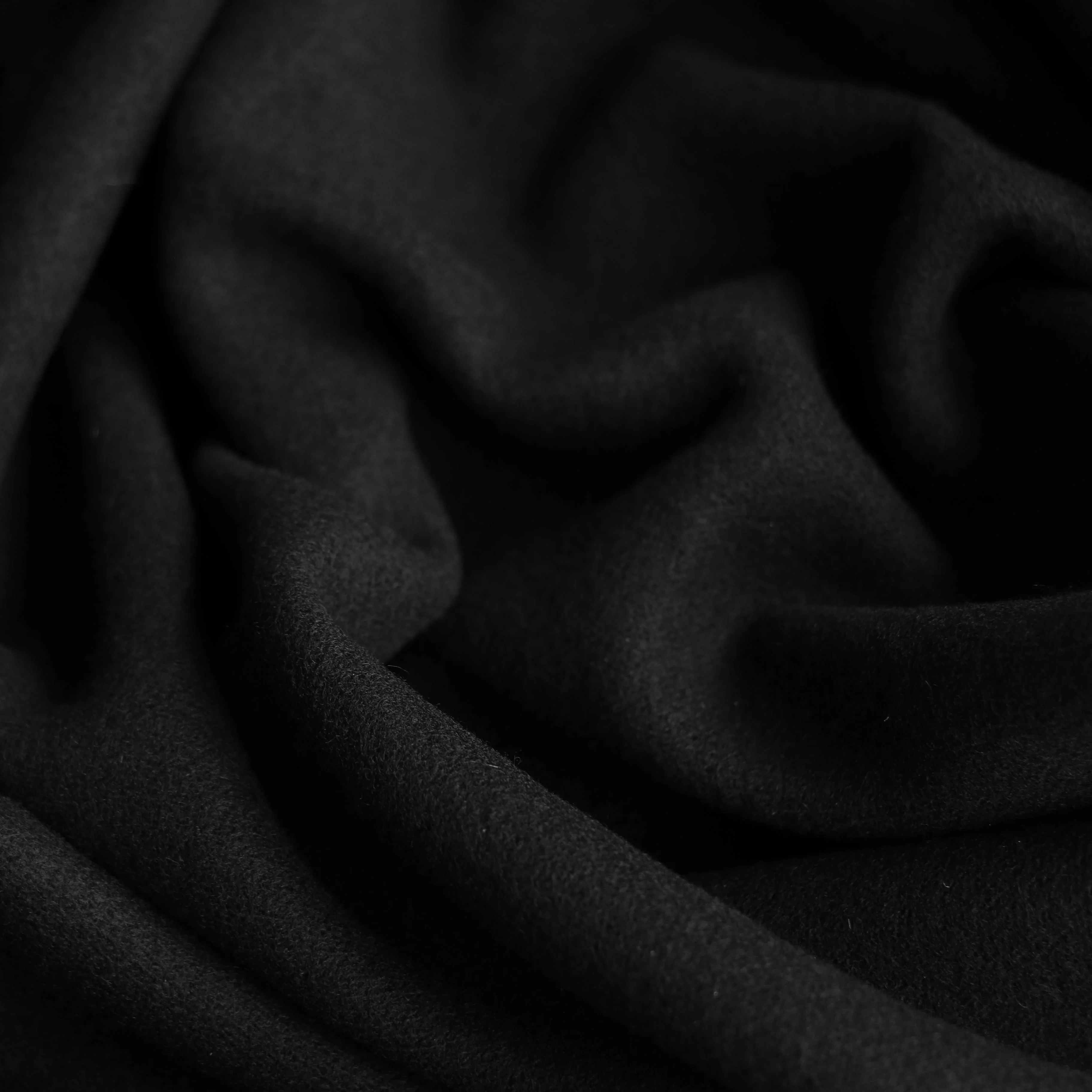 Ombra Nero Double Knit - Image 2