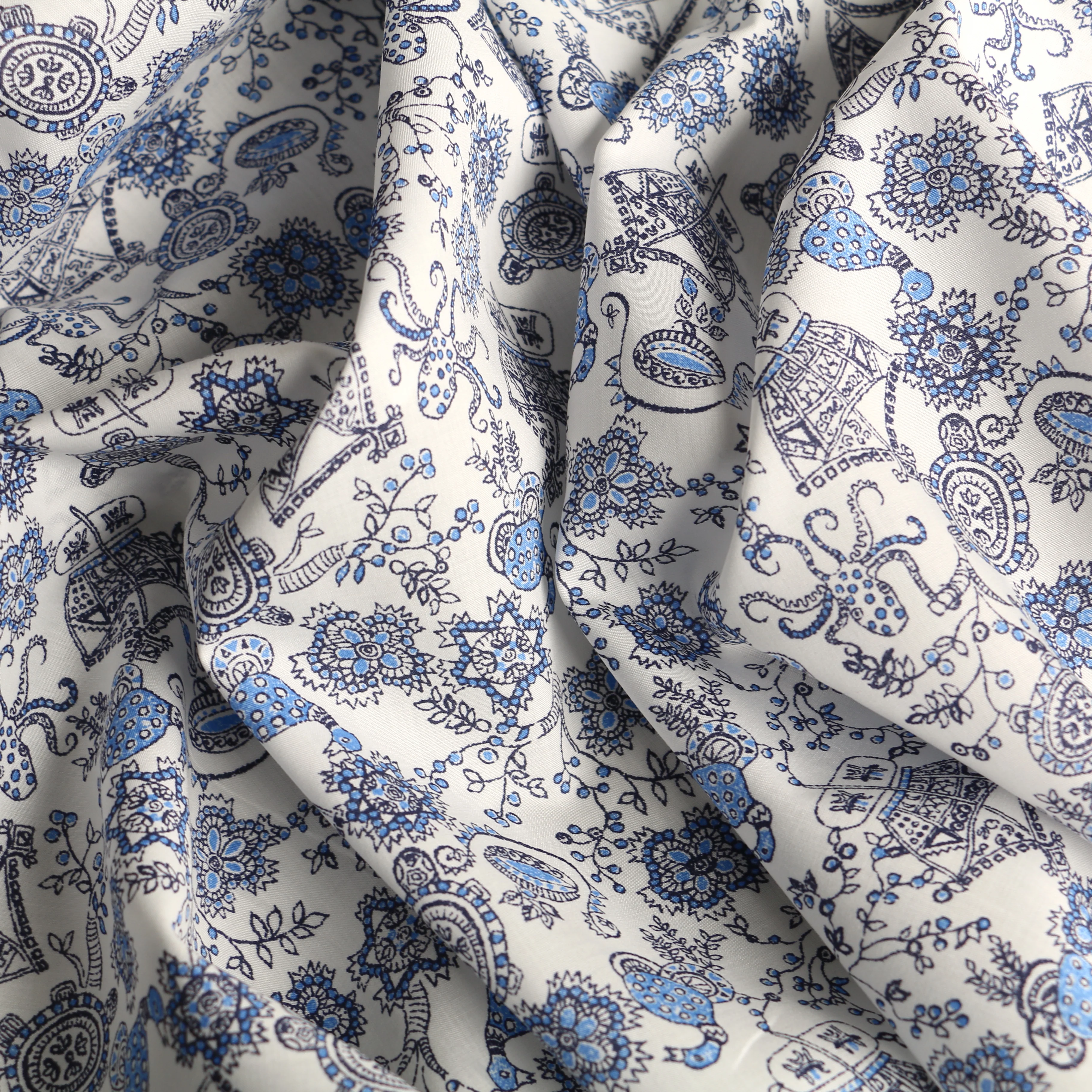 Opera Carousel Liberty Tana Lawn™ - Image 2
