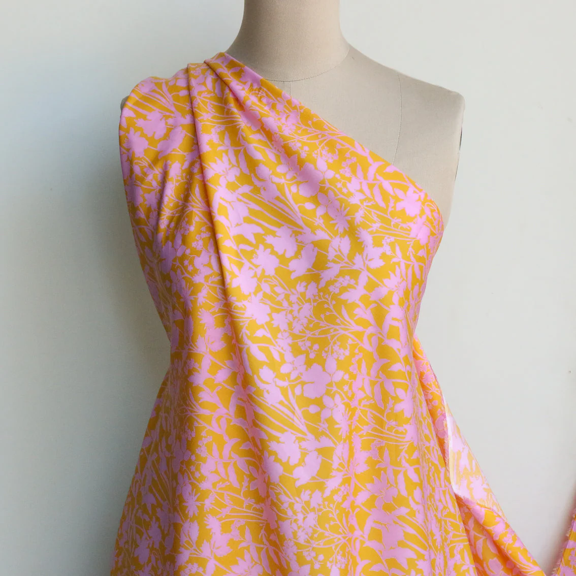 Ophelia's Silhouette Pink - Liberty Tana Lawn™ - Image 4