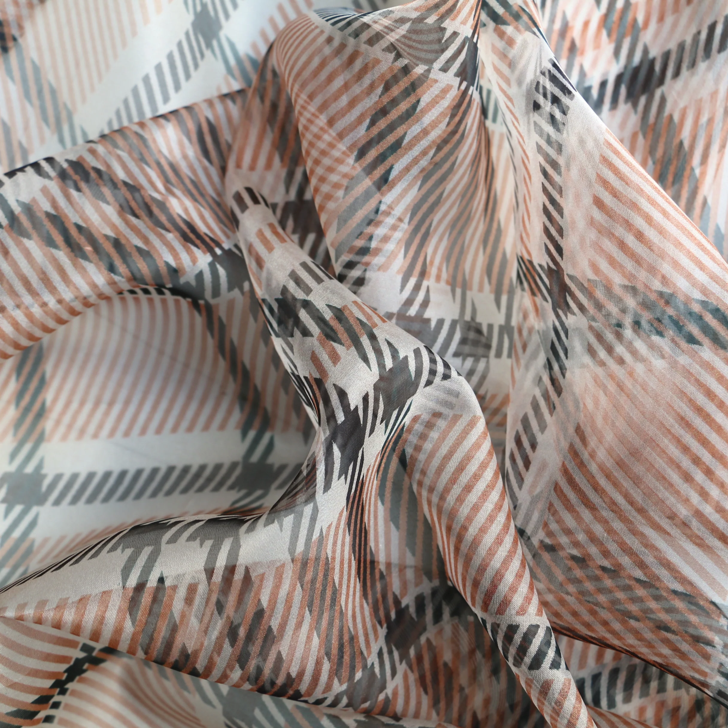 Organza Tracks - Image 2