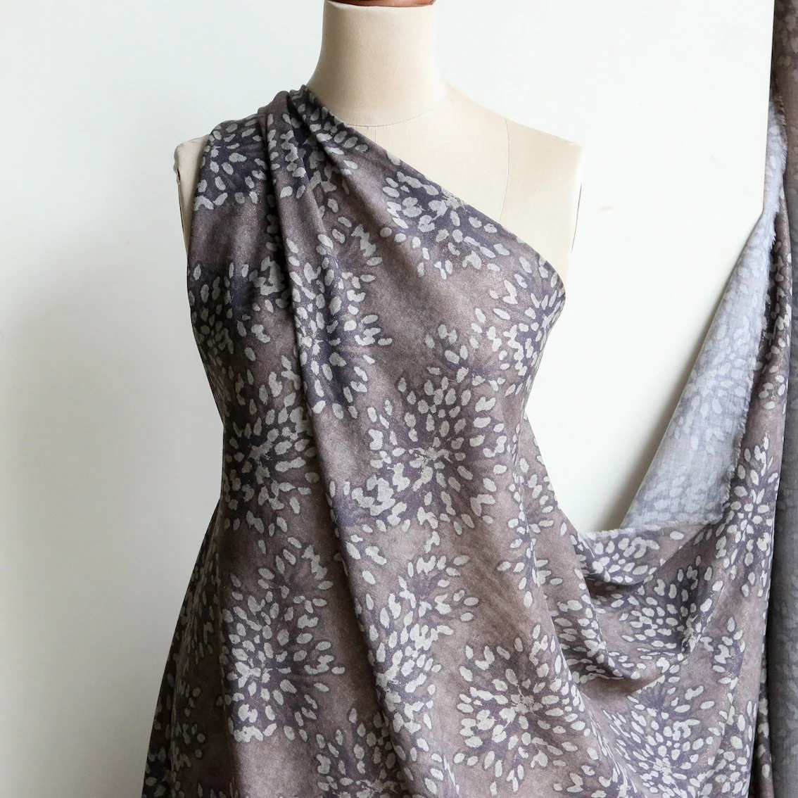 Oro Floral Wool Gauze - Image 5