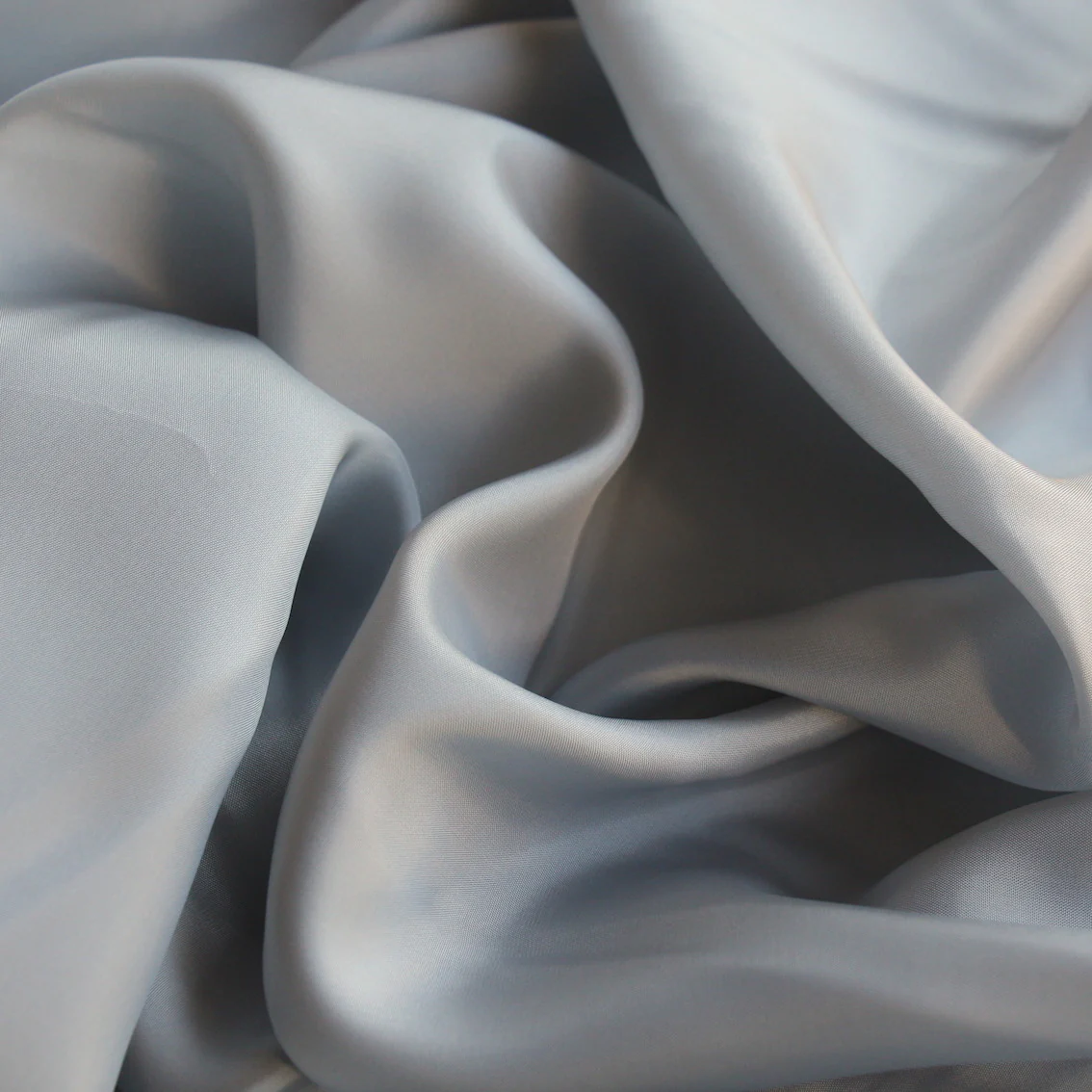 Oyster Rayon Lining (120cm wide) - Image 2