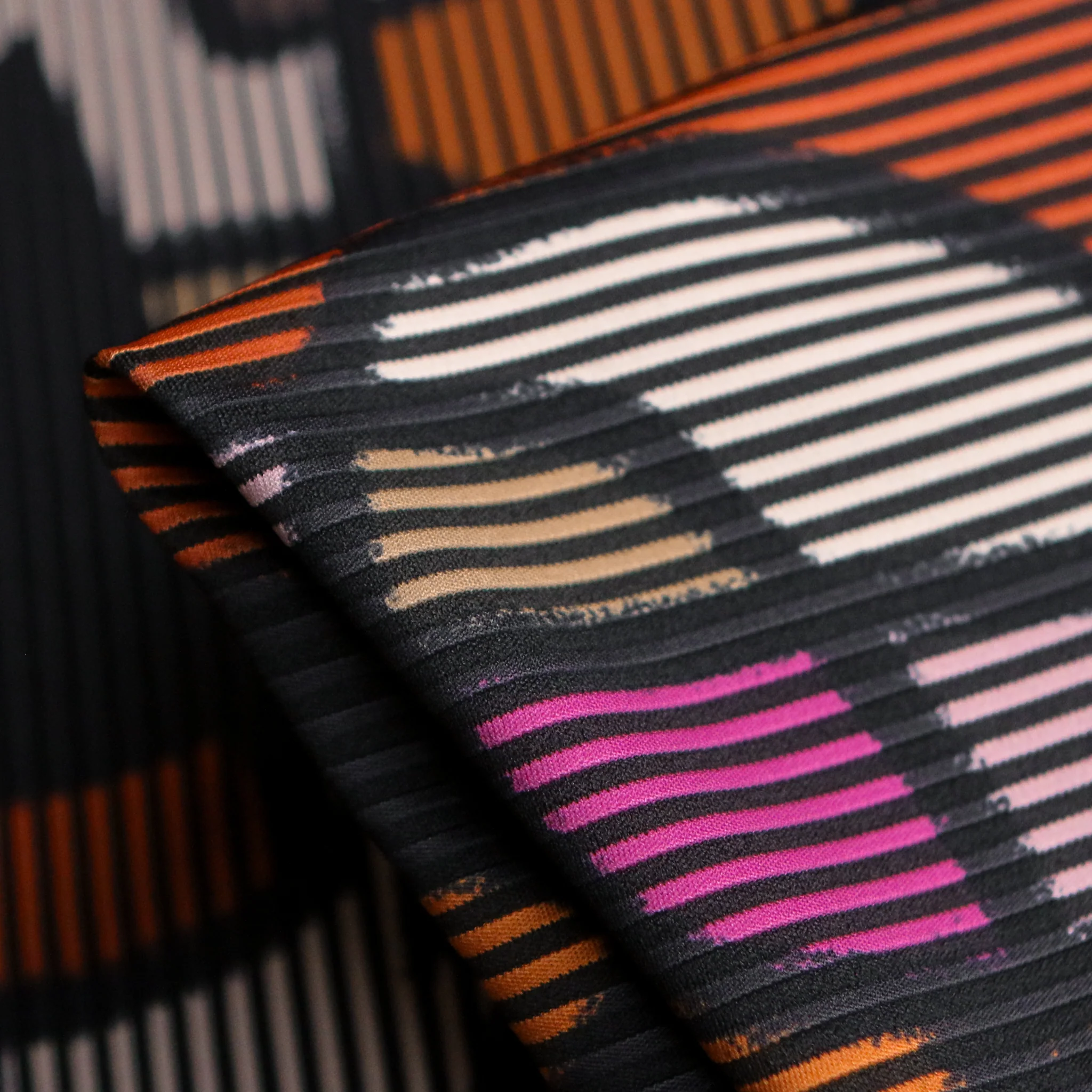 Pablo's Art Orange/Walnut/Pink Textured Knit