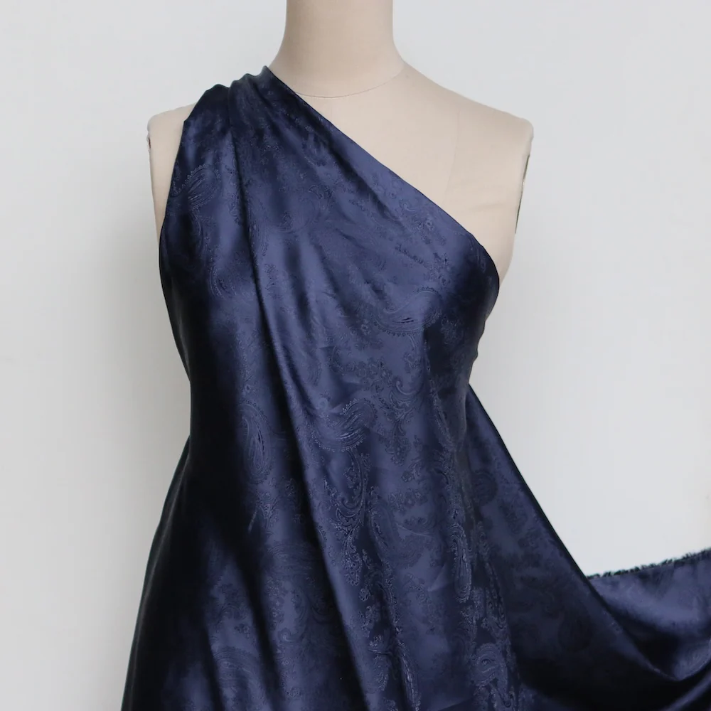 Paisley Midnight Lining - Image 5