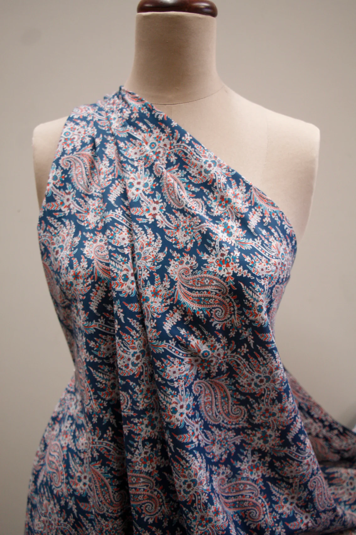 Palm Paisley - Tana Lawn - Image 5