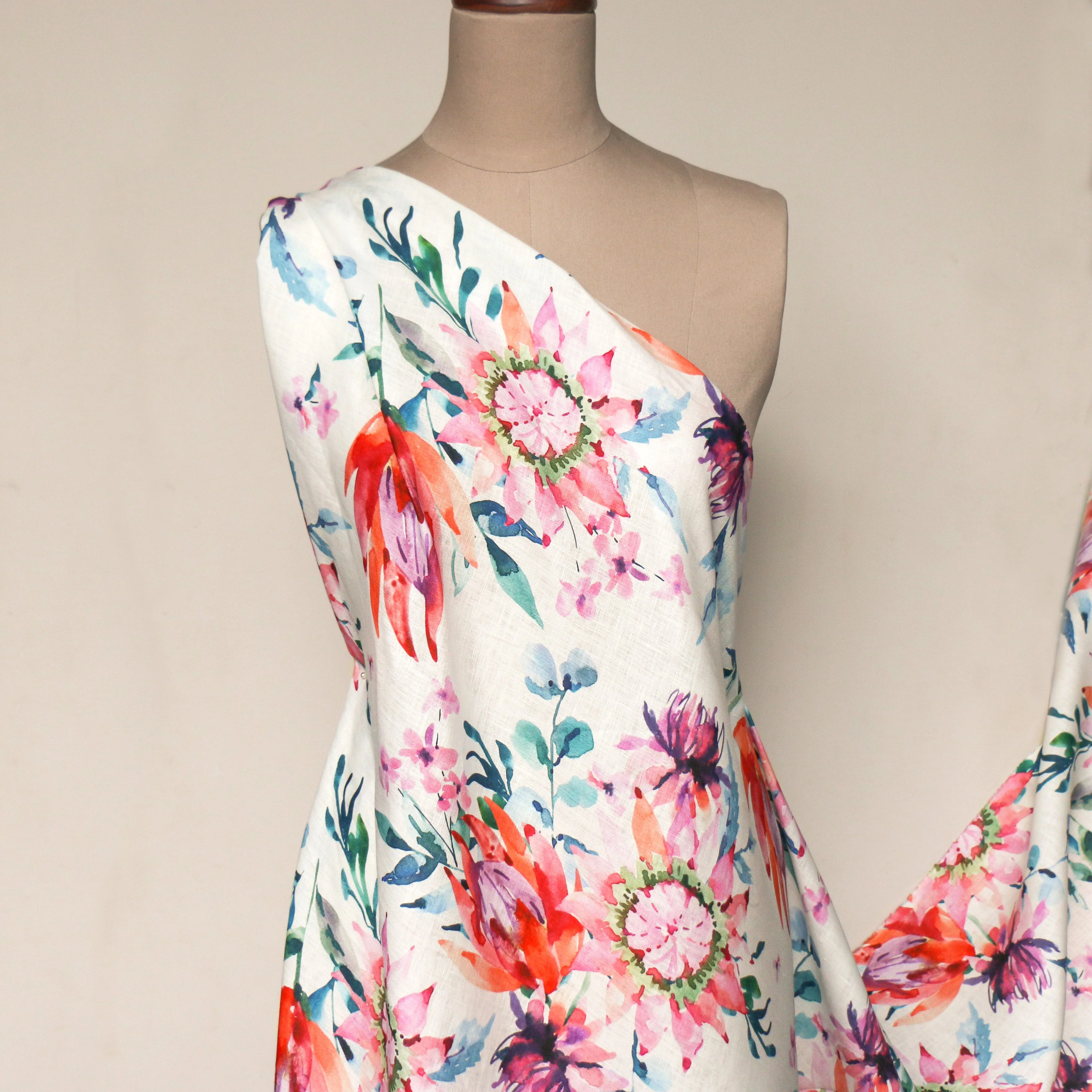 Peachy Proteas Printed Linen - Image 5