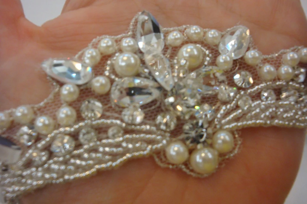 Pearl Ivory/Silver Beaded Trim-T3445.77B - Image 5