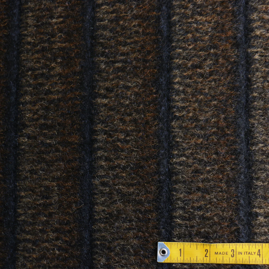Pelosa Rigata Coating - Image 3