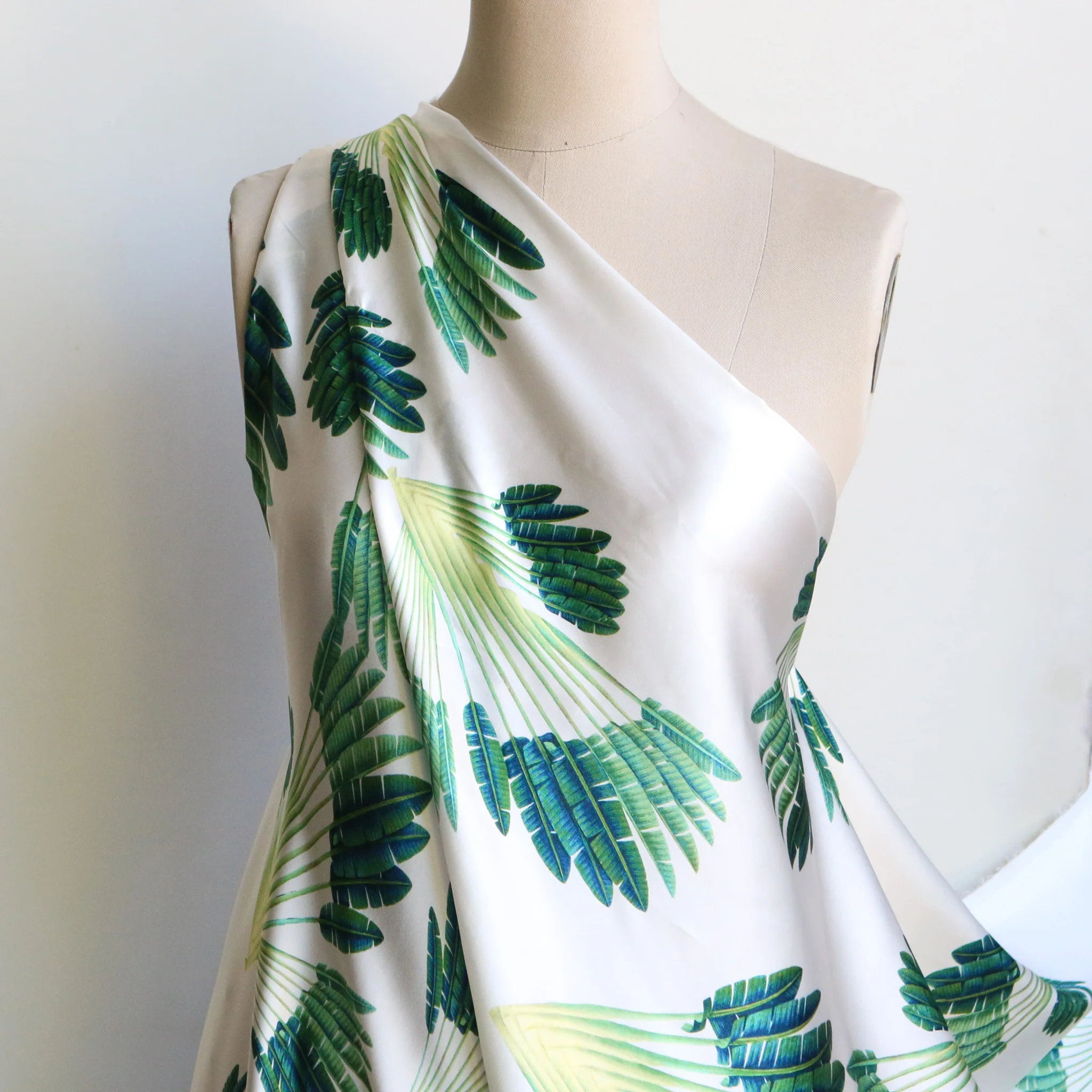 Peninsula Palm Silk Satin - Image 4