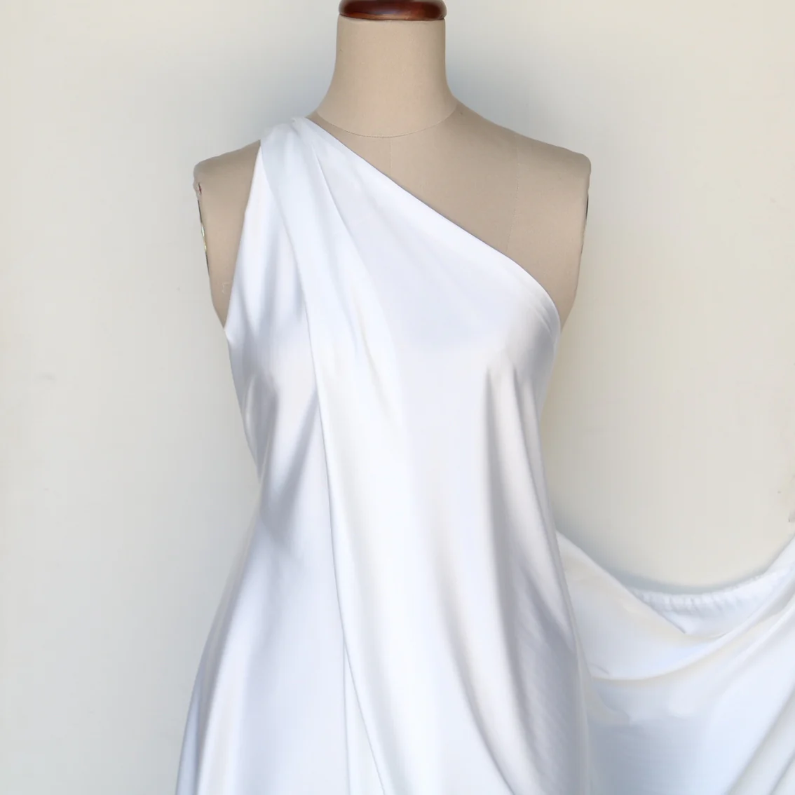 Perla Ivory Stretch Lining - Image 3