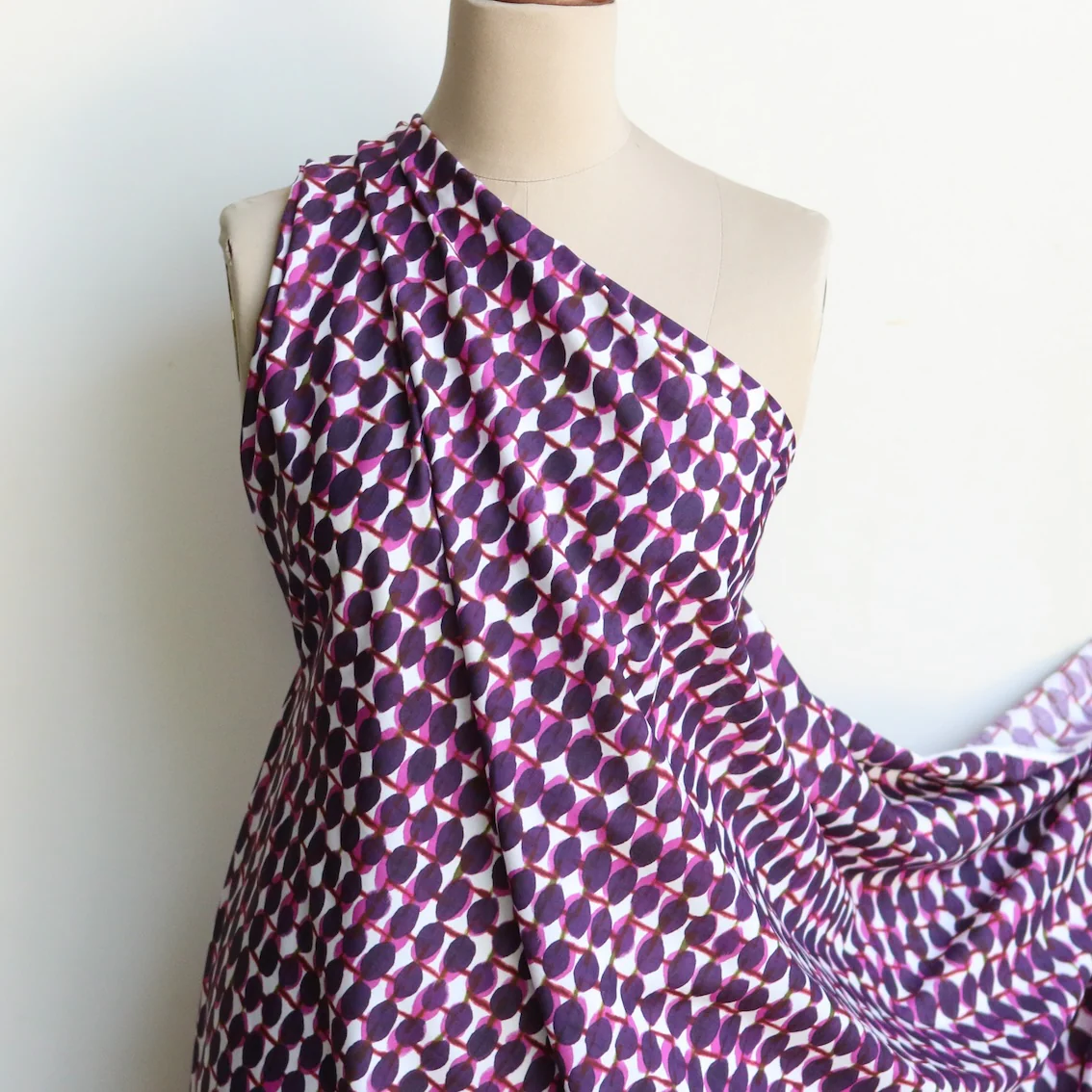 Perla Plum Voile - Image 5