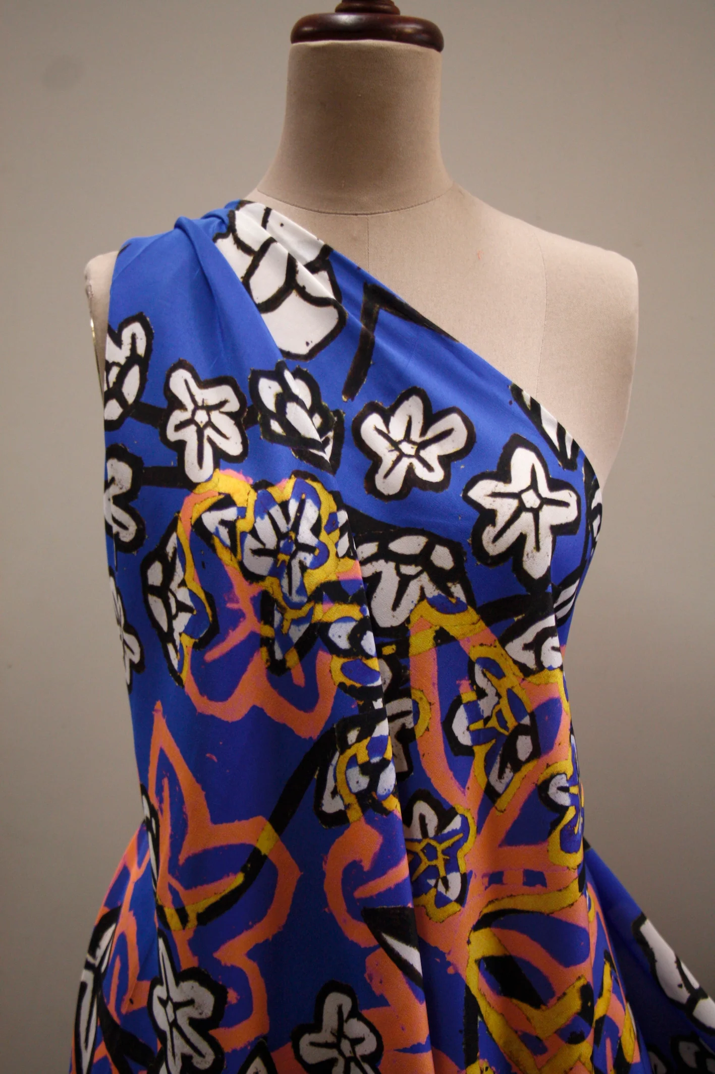 Picasso Blue - Silk CDC - Image 5
