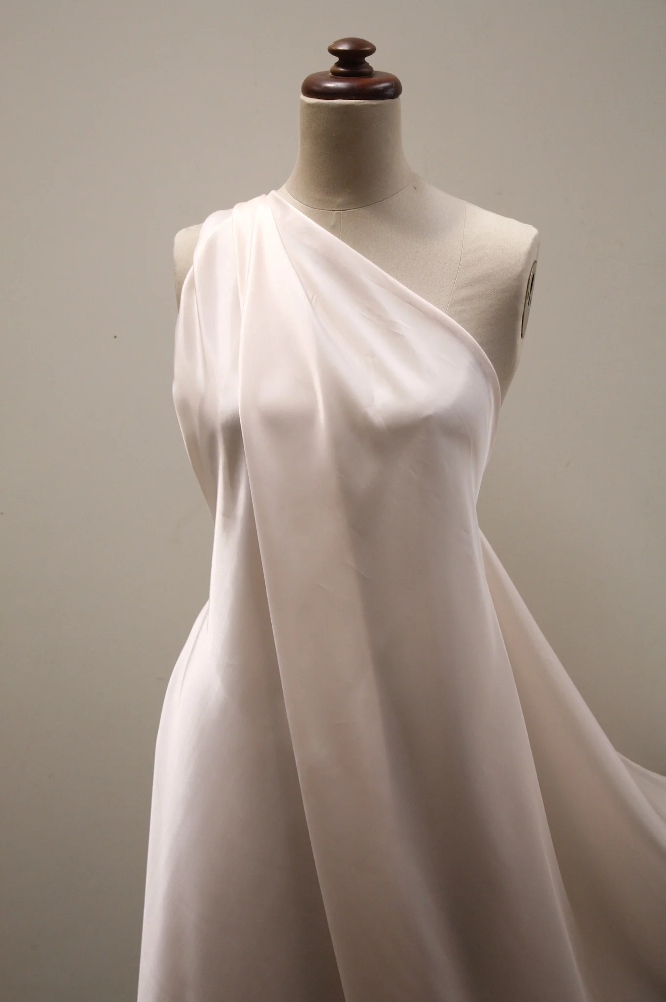 Pink Ivory Lining - Image 3