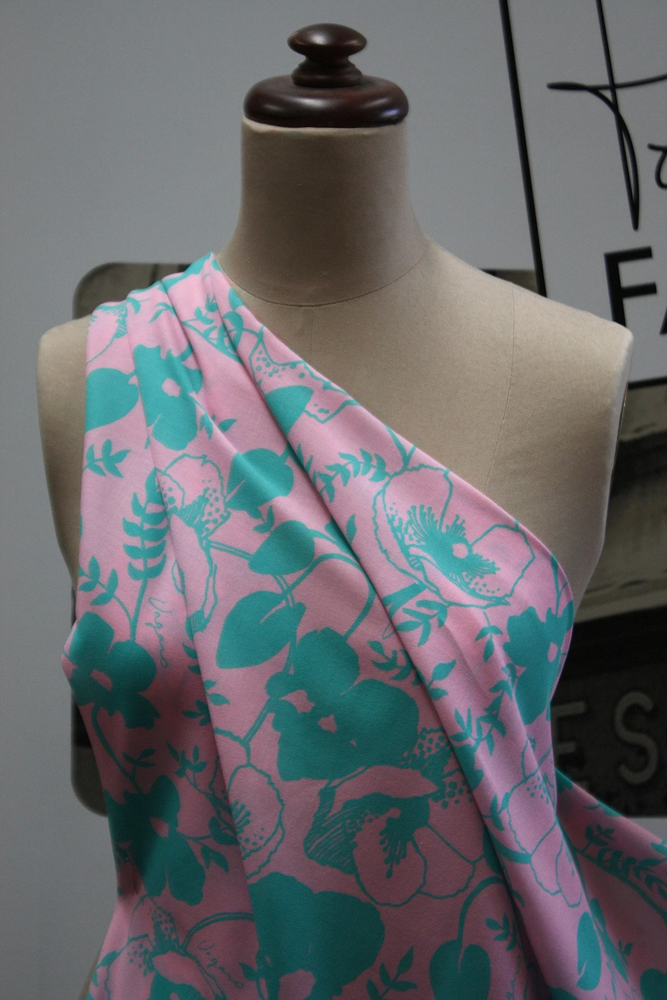 Pink Relief - Image 5