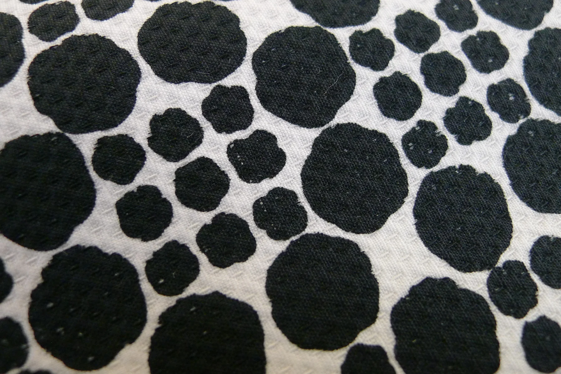 Pique Dots - Image 6