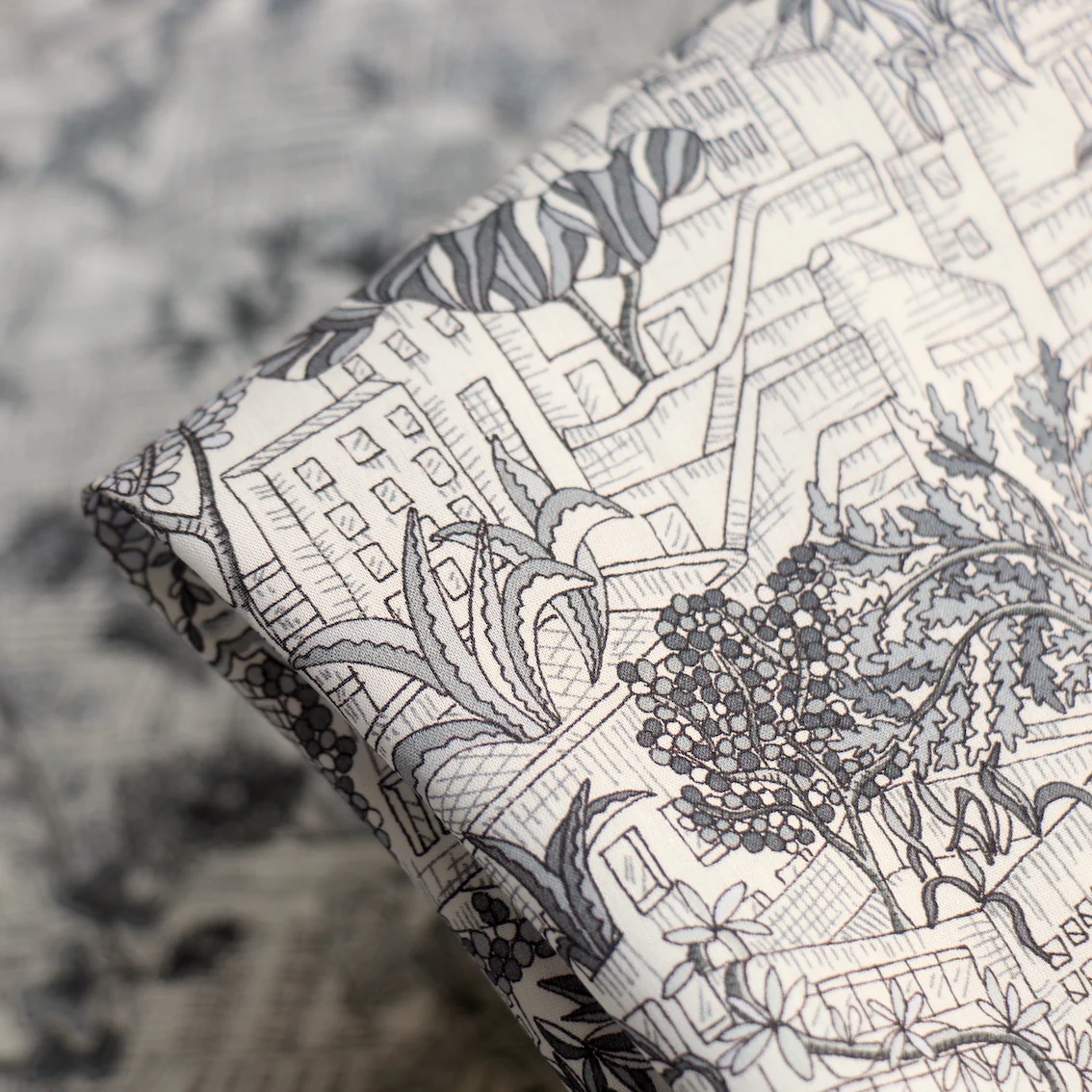 Plantopolis Black/Grey Liberty Tana Lawn™