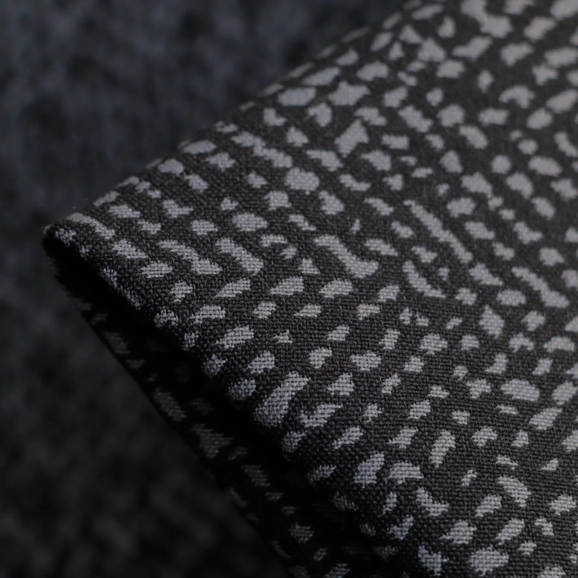 Poppyseed Grey Bengaline