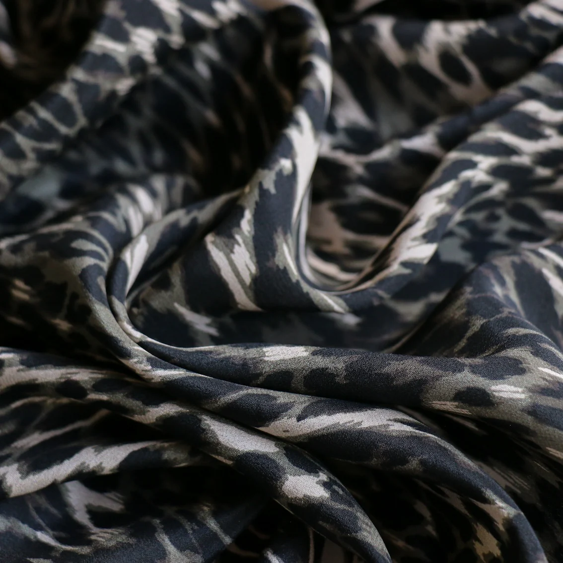 Praline Cat Silk CDC - Image 2