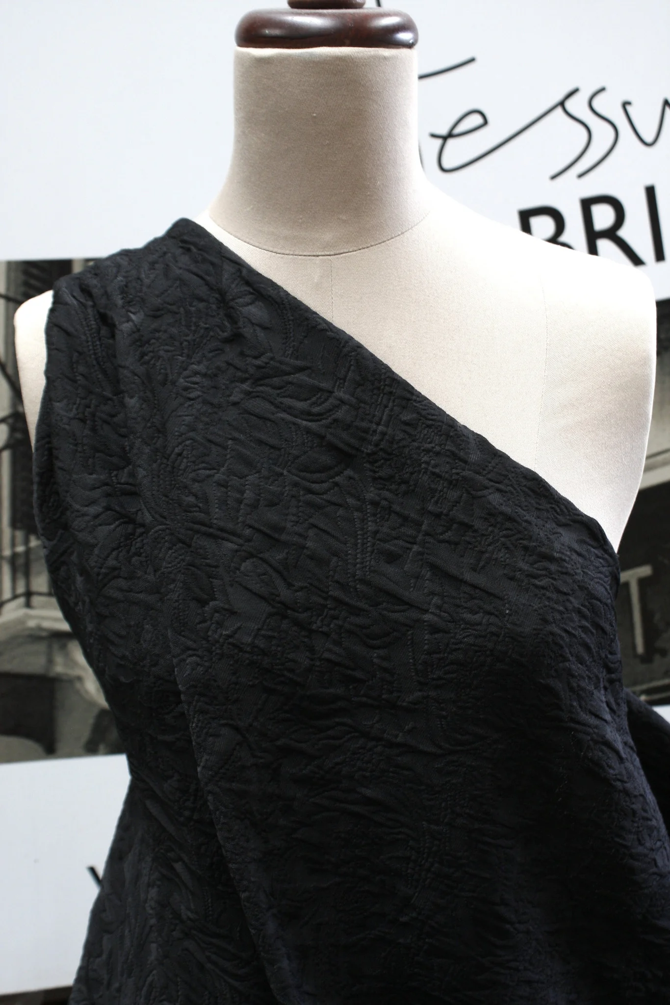Pressed Black Jacquard - Image 5