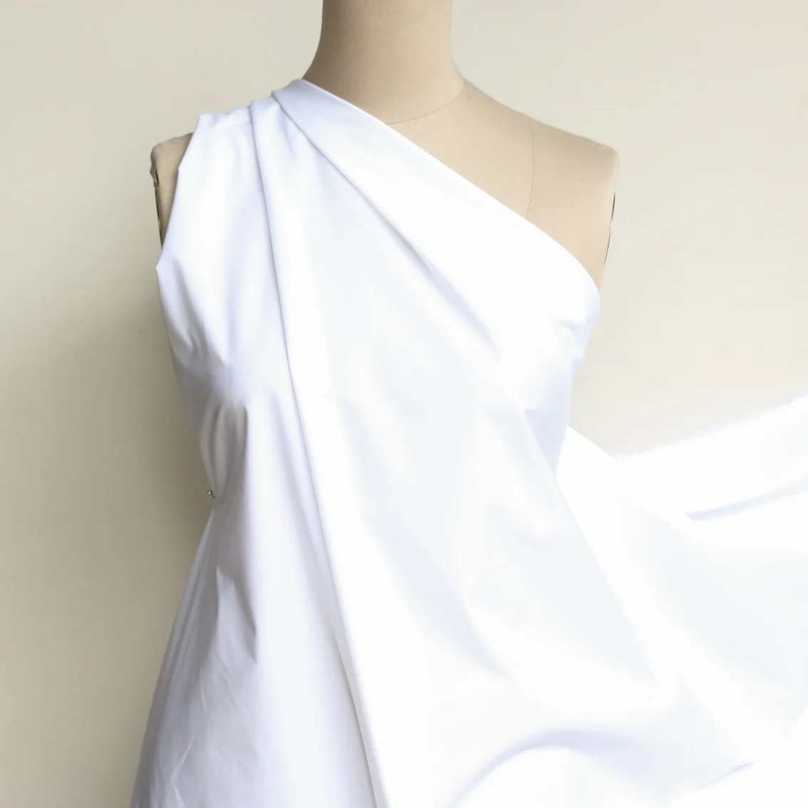 Primo White Poplin - Image 4