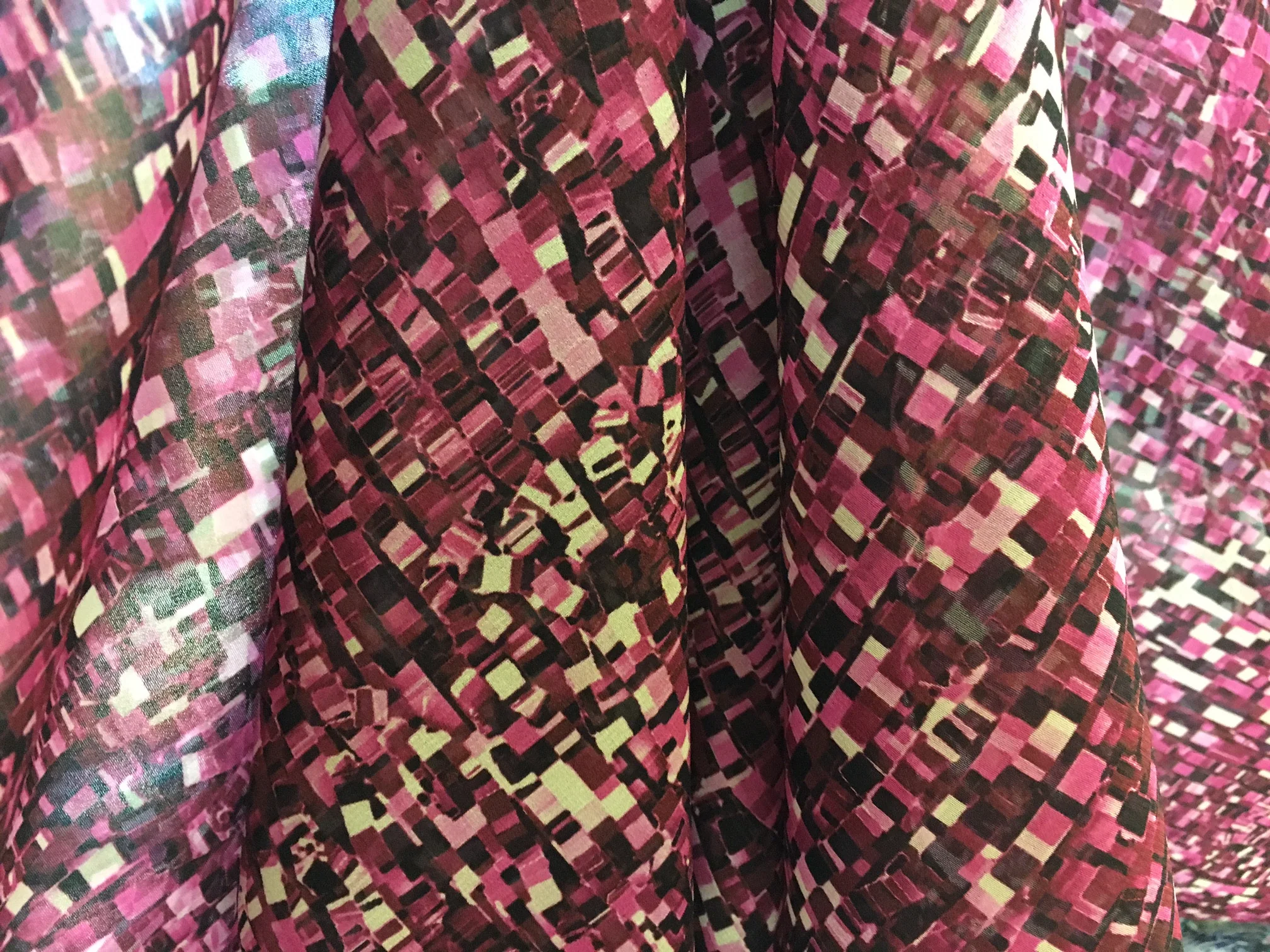 Red Bits & Pieces - Image 2