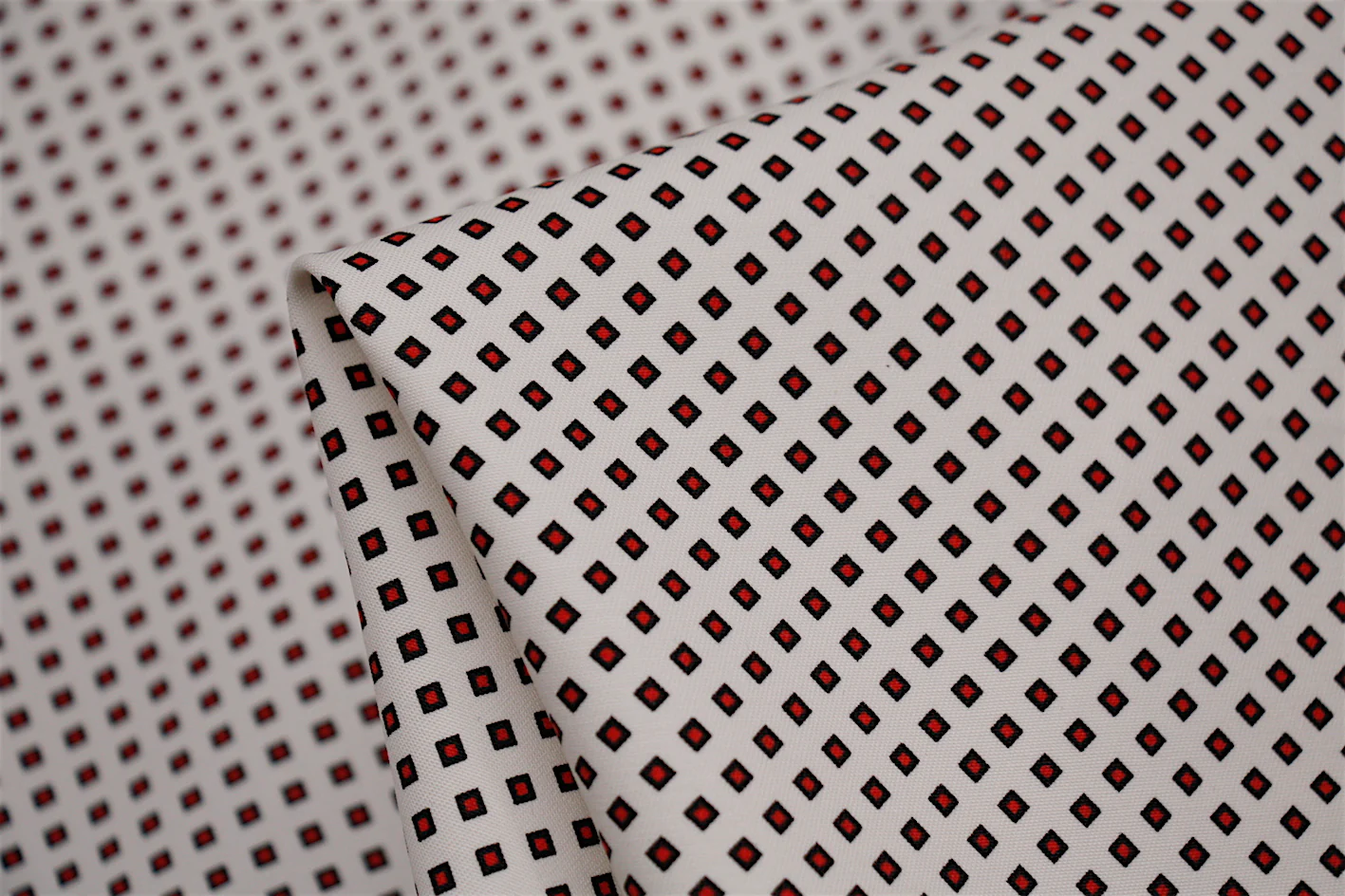 Red Black Diamond