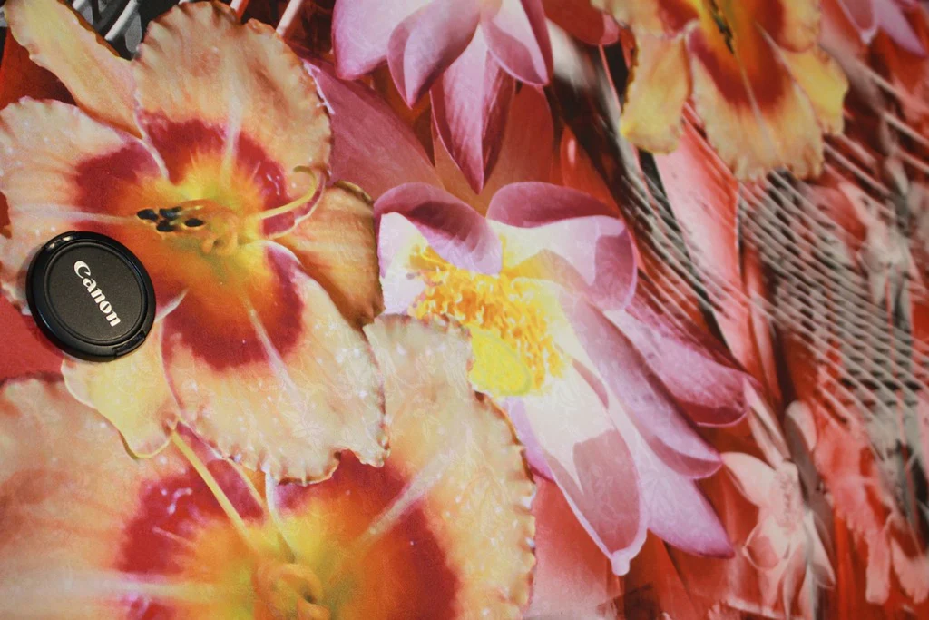 Red Flower Power - Image 2