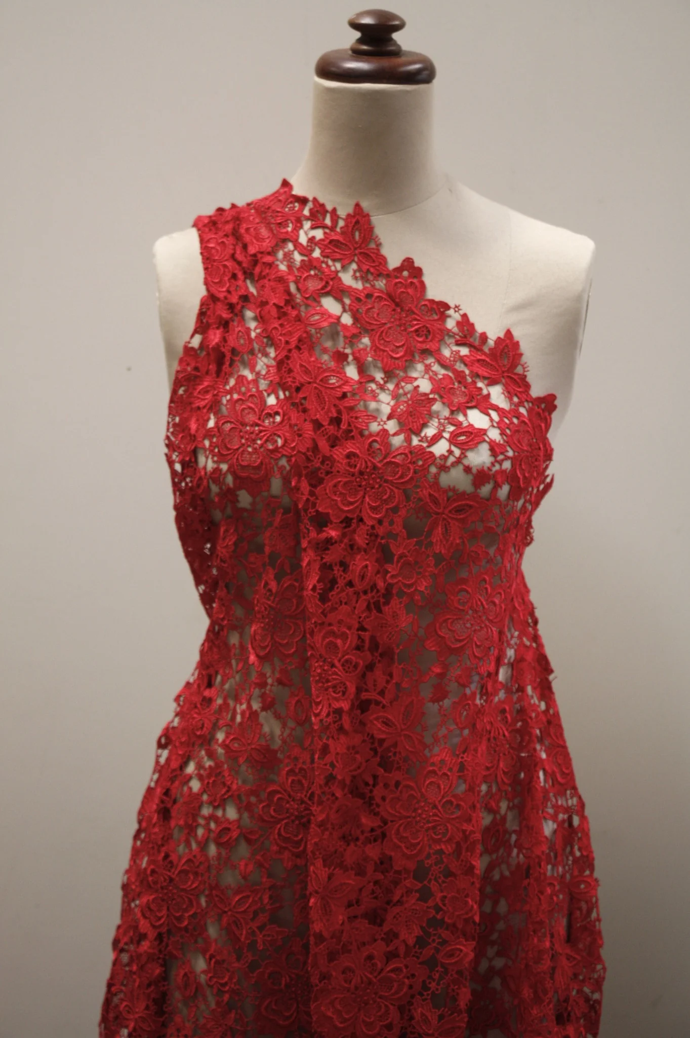 Red Giselle Guipure Lace - Image 3