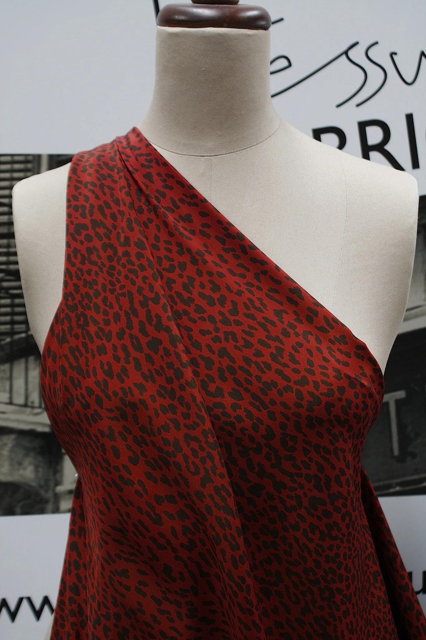 Red Leopardo - Image 5