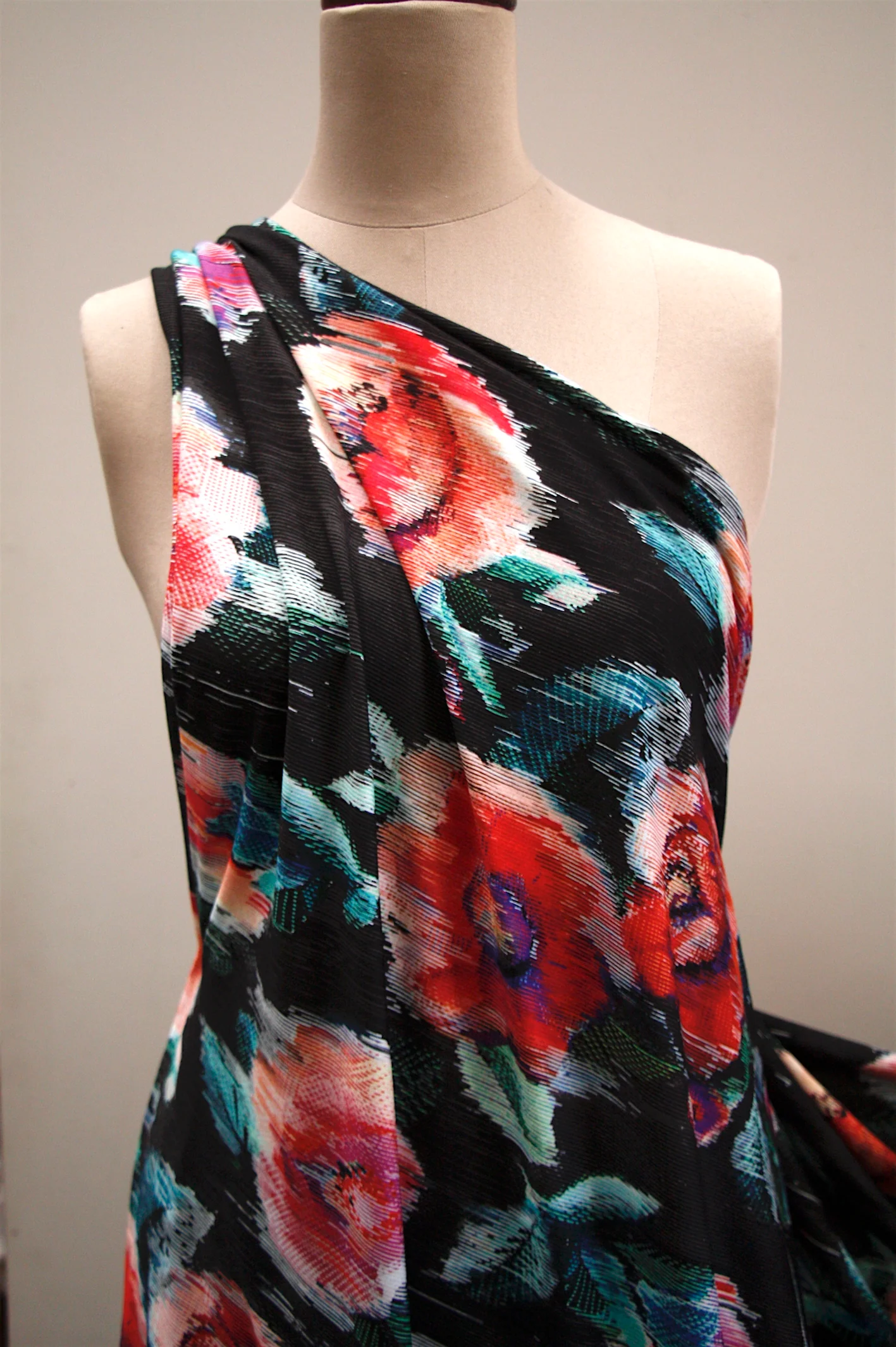 Red Rose Vision - Image 5