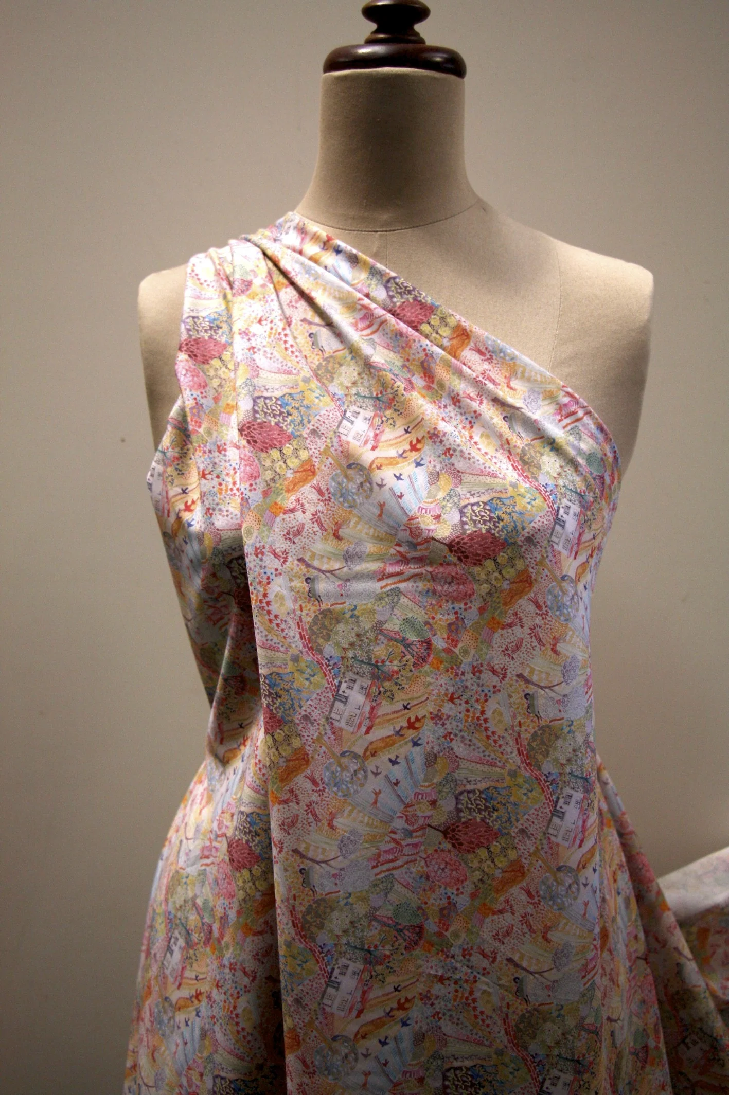 Red Royal Oak House - Liberty of London Seasonal 2017 - Image 5