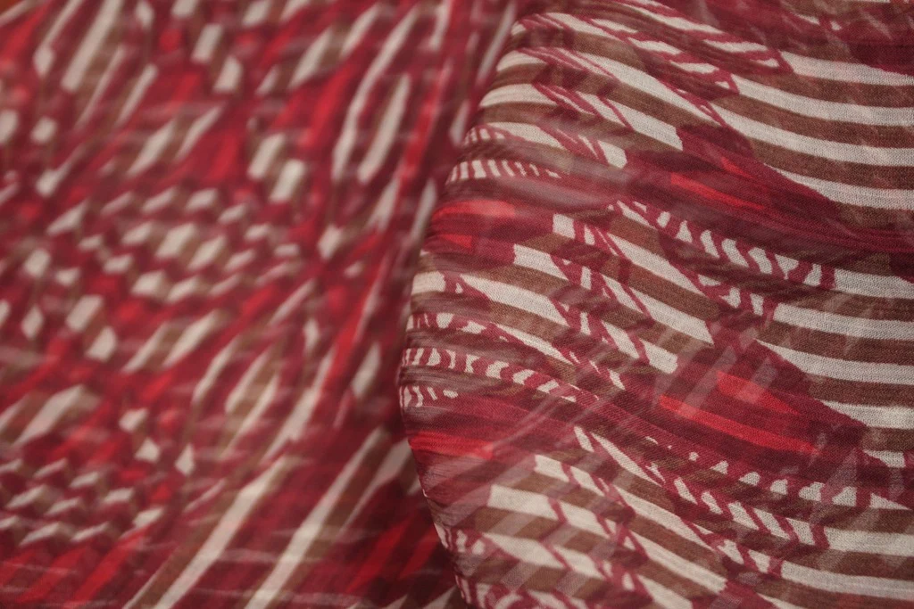 Red Shi Shi - Image 2